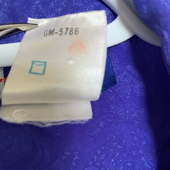 Vintage Unique HER Timeless Short Sleeve Winter Blue Satiny Blouse Feminine - Picture 6 of 6